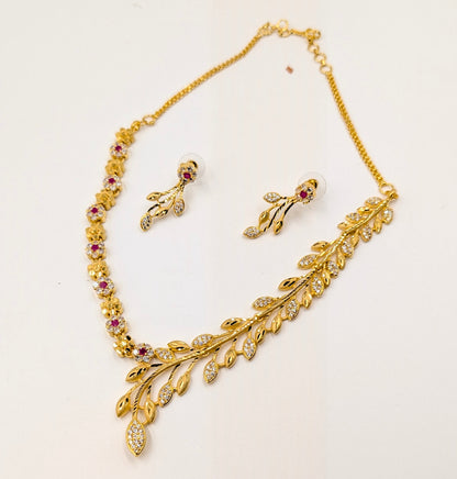 Flora & Fond Necklace With Elegent Earing