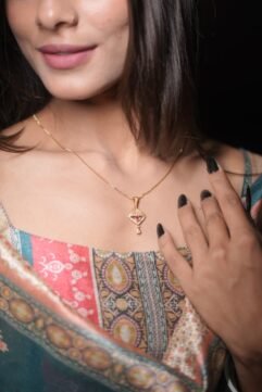 Geometric Rhombus Pendant Necklace & Earrings Set